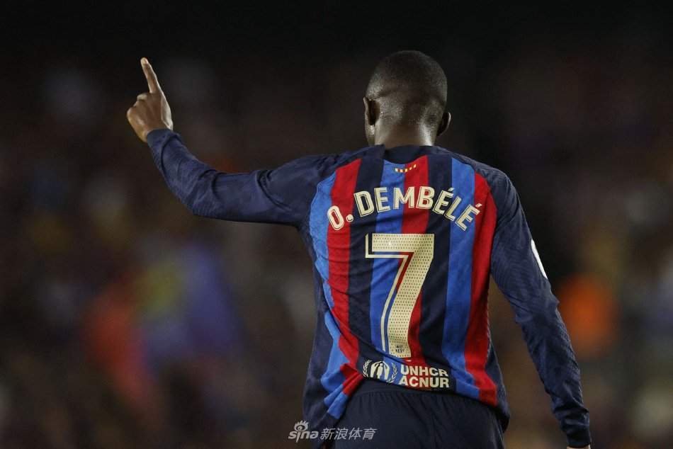 容和教练团 容和教练团